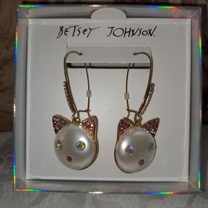 Betsey Johnson Cat Dangle Earrings